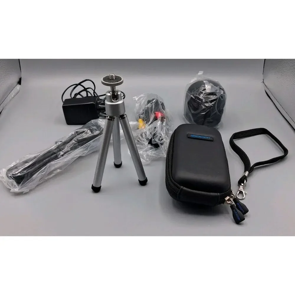 Zoom Q3HD Handy Video Recorder & Accessory Kit - Musicians Quality